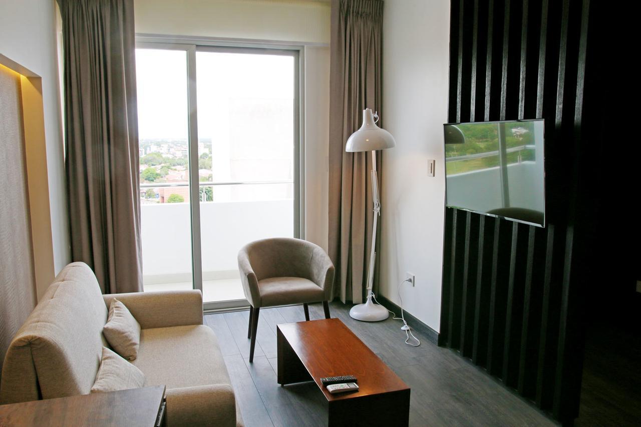 Urban Suites Apart Hotel Santa Cruz de La Sierra Ngoại thất bức ảnh